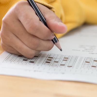 CNU 2025 autoriza 1,8 mil vagas com salários de até R$ 13.800